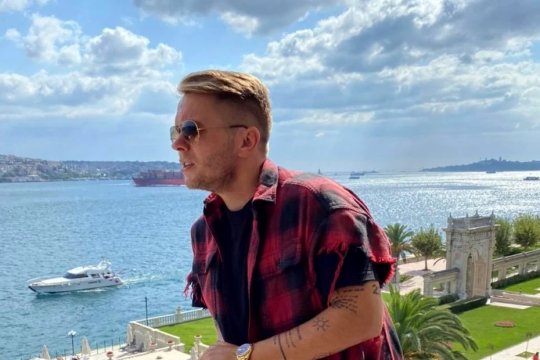Codin Maticiuc, certat de un fan pe Instagram. Cu ce mesaje s-a trezit bărbatul: ”Am rămas cu ochii în soare”