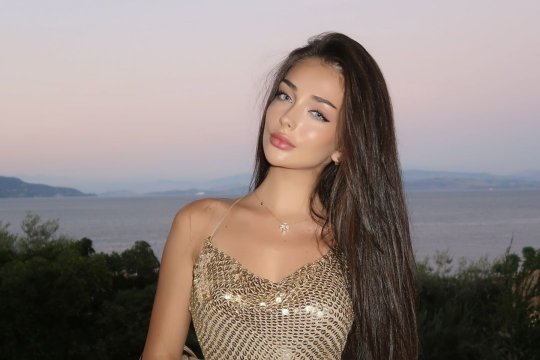 Andreea Bostănică, surpriză inedită de ziua ei de naștere! Cum a fost influencerița surprinsă la miezul nopții