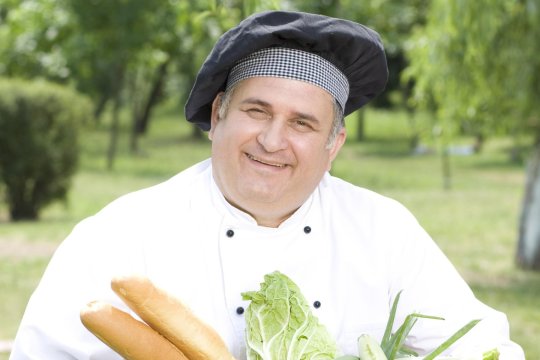 Din ce face bani Horia Vîrlan, după ce a renunțat la televiziune. Bucătarul s-a reprofilat fără să stea pe gânduri