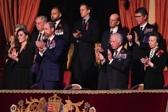 Cum a apărut Kate Middleton în fața mulțimii, după ce a învins cancerul. Detaliul pe care puțini l-au observat