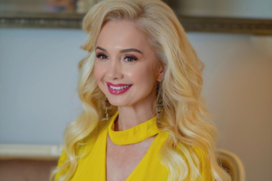 Carmen Barcan a bifat o nouă reușită! Specialistul care le ajută pe vedete să slăbească le-a făcut pe Eugenia și Florentina să piardă 16, respectiv 14 kg, în 6 săptămâni