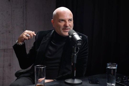Dan Capatos face dezvăluiri despre petrecerile faraonice ale lui Irinel Columbeanu: ”Când se auzea 'Poftiți la piscină', orice se putea întâmpla”