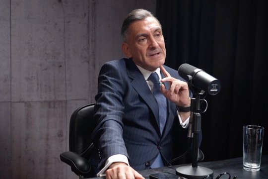 Ilie Dumitrescu, dezvăluiri emoționante despre părinți. De ce nu poate intra fostul fotbalist în cimitirul unde este îngropat tatăl său: „Nu am mers la…”