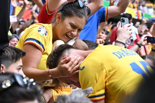 Inima naţionalei de suflet a "tricolorilor". Ele sunt cele mai aprige susţinătoare ale României la EURO 2024