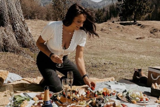 Cine este Ioana Zamfir, ispita de la Insula iubirii? A fost gimnastă şi are o poveste de viaţă impresionantă