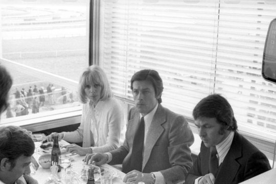 Unde a cerut Alain Delon să fie înmormântat, de fapt. Legenda cinematografiei franceze a murit la 88 de ani