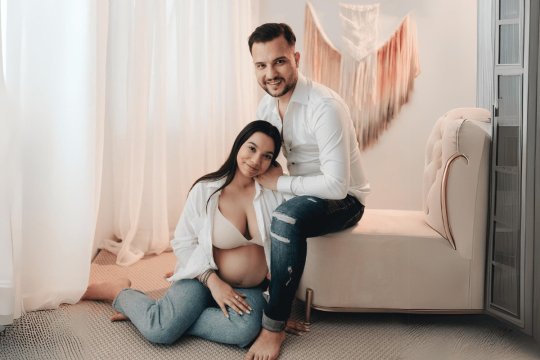 Fiica lui Adrian Minune a dat cărțile pe față. Care este relația dintre Adriana Simionescu și soțul ei, Nicu, după zvornurile care au anunțat despărțirea: ''Oamenii se mai ceartă''
