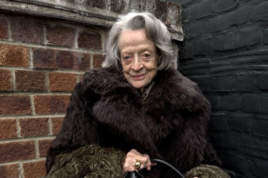 A murit Maggie Smith! Celebra actriță cunoscută pentru rolurile din „Harry Potter” și „Downton Abbey” s-a stins din viață la 89 de ani