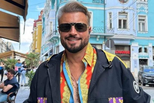 Cu cine s-a iubit în secret Cătălin Botezatu timp de 7 ani. Designerul de modă a fost amant pentru o femeie mai mare decât el