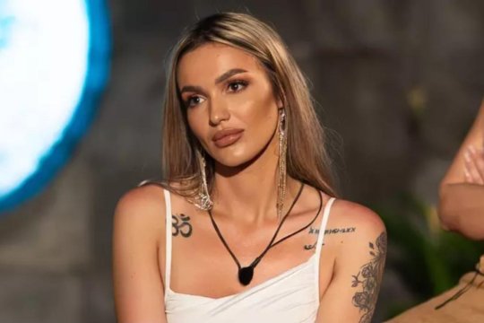 Ella Vișan face dezvăluiri: “Nu mai sunt aceeași!”. Ce operație și-a făcut concurenta de la “Insula Iubirii” și cum a învățat să facă față urii din online