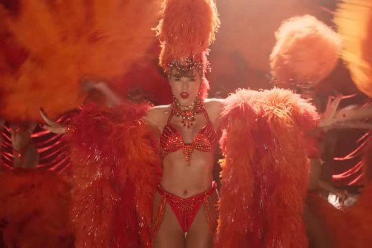 Taylor Swift a dat lovitura la lansarea albumului ”The Life of a Showgirl”. Suma astronomică strânsă în doar trei zile