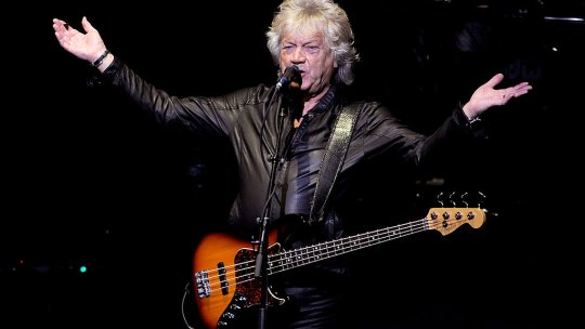 Doliu în lumea muzicii! John Lodge, basistul și vocalistul trupei The Moody Blues, a murit la 82 de ani