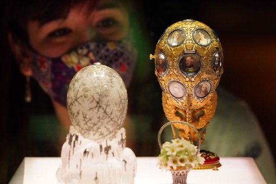 The Winter Egg: Bijuteria absolută revine în lumina reflectoarelor la Christie’s Londra. Suma record estimată pentru vânzare
