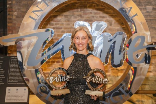 Nyetimber Blanc de Blancs 2016: britanicul care a doborât Champagne la IWC 2025