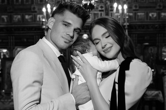 Elena Hagi a eclipsat totul la botezul fiului său. Ținuta de designer a costat o avere și a pus în valoare silueta ei perfectă