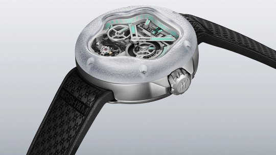 Fluiditatea timpului reinterpretată prin artă și inginerie. O nouă piesă de referință de la Hublot