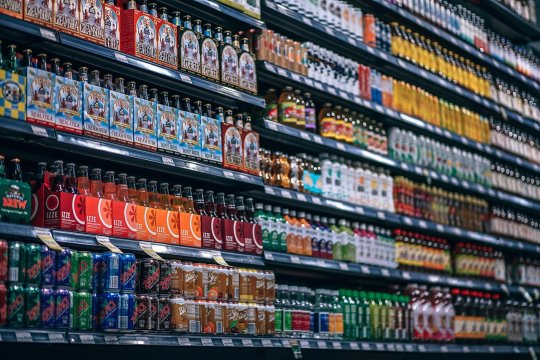 Cum trebuie să citești termenul de valabilitate al produselor? Doar așa poți face economii la cumpărături