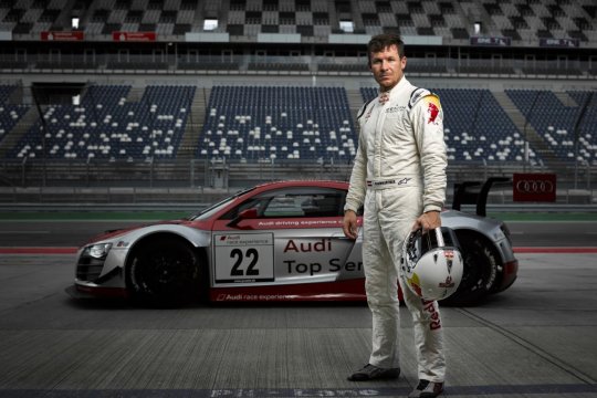 Familia lui Felix Baumgartner a luat o decizie neașteptată! Bolizii iubitului Mihaelei Rădulescu, scoși la licitație la doar trei luni după moartea bărbatului