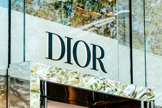 Dior își construiește cel mai mare magazin emblematic global la Beijing
