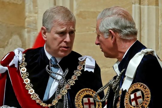 Prințul Andrew, izgonit din Royal Lodge! Regele Charles i-a cerut fratelui său să-și facă bagajele după ultimele acuzații