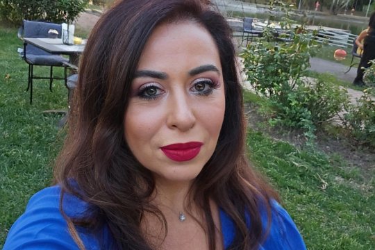Ce a pățit Oana Roman, după ce a comandat un colet din Marea Britanie! Cât a avut de plătit