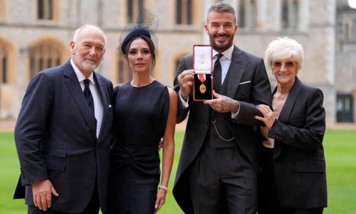 David Beckham, alături de soția și părinții lui