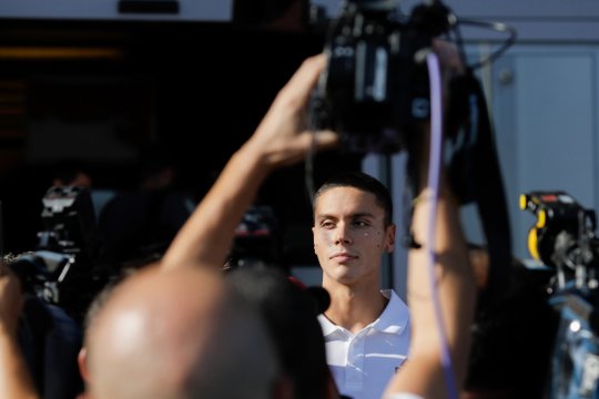 David Popovici a ajuns la poliție. Sportivul a apelat la oamenii legii, după mai multe amenințări primite din partea unui vecin