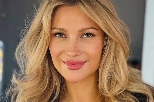 Cum a ajuns Lora să fie dată afară de la Antena 1, după scandalul cu Doinița Oancea