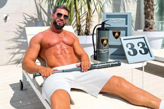 Dorian Popa vrea să îi facă un cadou de mii de euro iubitei sale. Influencerul a recunoscut relația