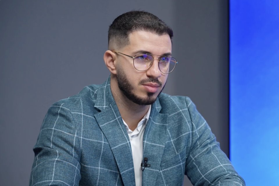 Alin Simoiu a participat la Insula Iubirii, sezoanele 7 și 8