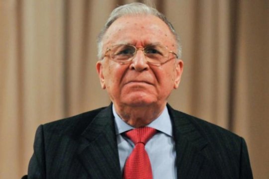 Cine ar putea moșteni averea lui Ion Iliescu! Bărbatul considerat „fiul secret” al fostului președinte are o poveste incredibilă