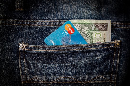 Cum deschizi un cont Revolut în 2025? Ghid complet