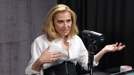 Adina Buzatu face lumină în confuzia din modă! Costumul „bespoke” vs. „made to measure”