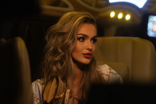 Ella de la Insula Iubirii a transmis un mesaj de dragoste: ”Există o iubire care nu se stinge”