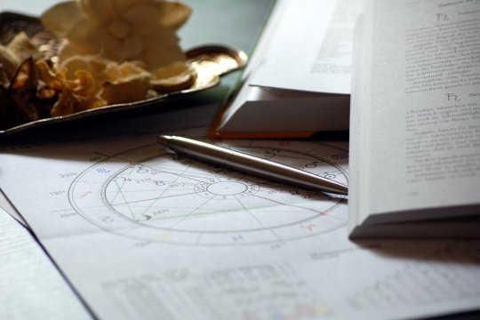 Zodiile care renasc din propria cenușă de la jumătatea lunii septembrie. Viața lor capătă o turnură specială