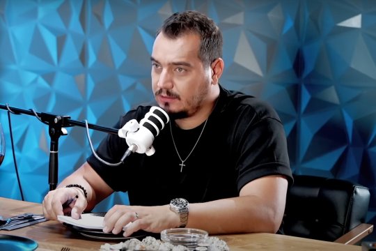 Podcastul cu Tzancă Uraganu a stârnit scandal pe internet. Bursucu' a reacționat și a luat o măsură radicală