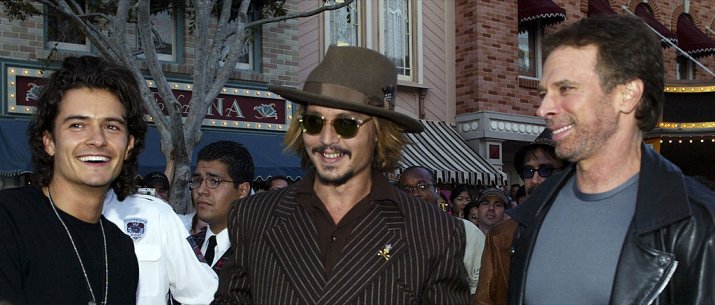 Orlando Bloom, alături de de Johnny Depp și directorul Jerry Bruckheimer la premiera ”Pirații din Caraibe”