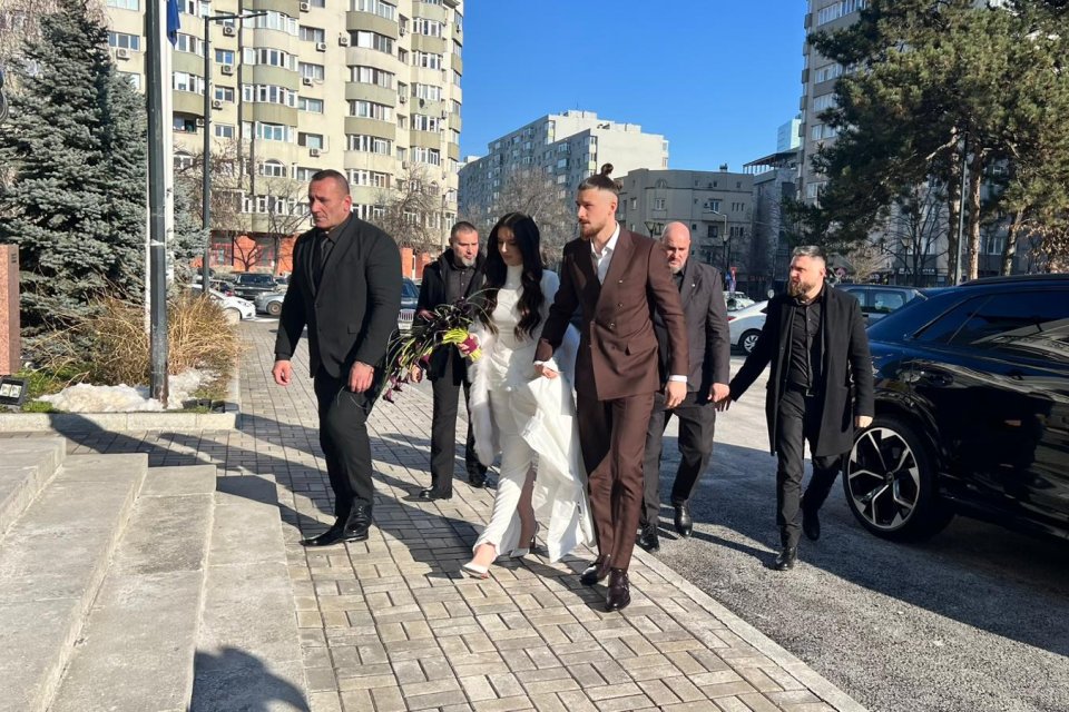 Imaginile momentului de la cununia lui Radu Drăgușin. ”Dragonul” s-a însurat cu Ioana Stan