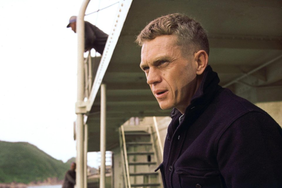 Personalitatea zilei 24 martie | Steve McQueen, ”Regele cool-ului”, legenda de la Hollywood care a jucat dur și a trăit și mai dur