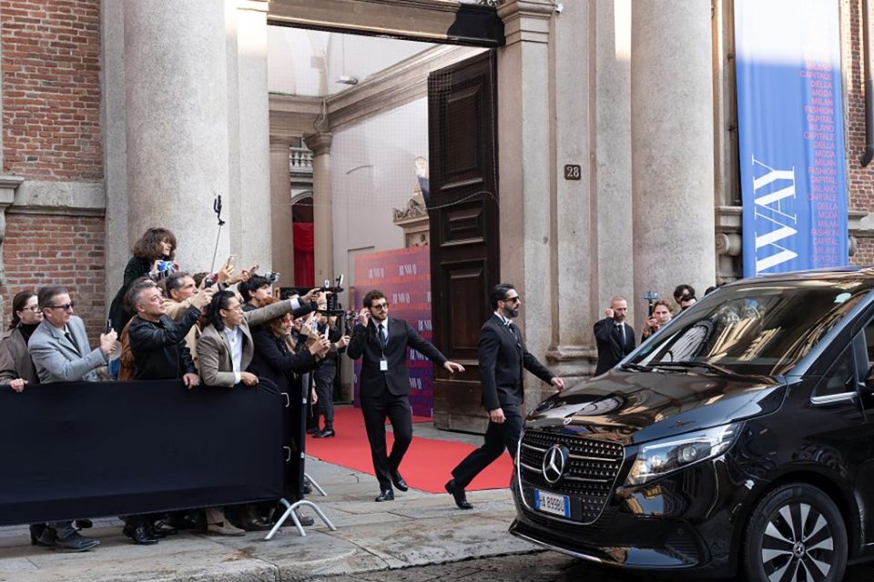 Mercedes-Maybach, campanie globală pentru „Diavolul se îmbracă de la Prada 2”