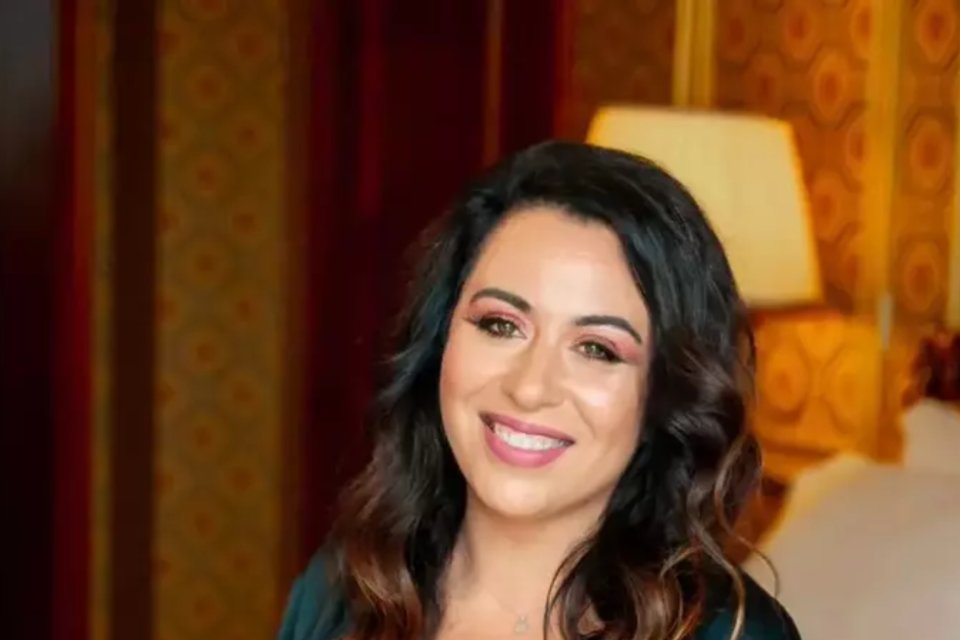 Oana Roman, criză de nervi în online: ”M-am născut într-o familie de oameni educați”