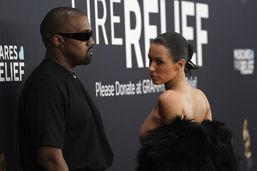 Bianca Censori și Kanye West.